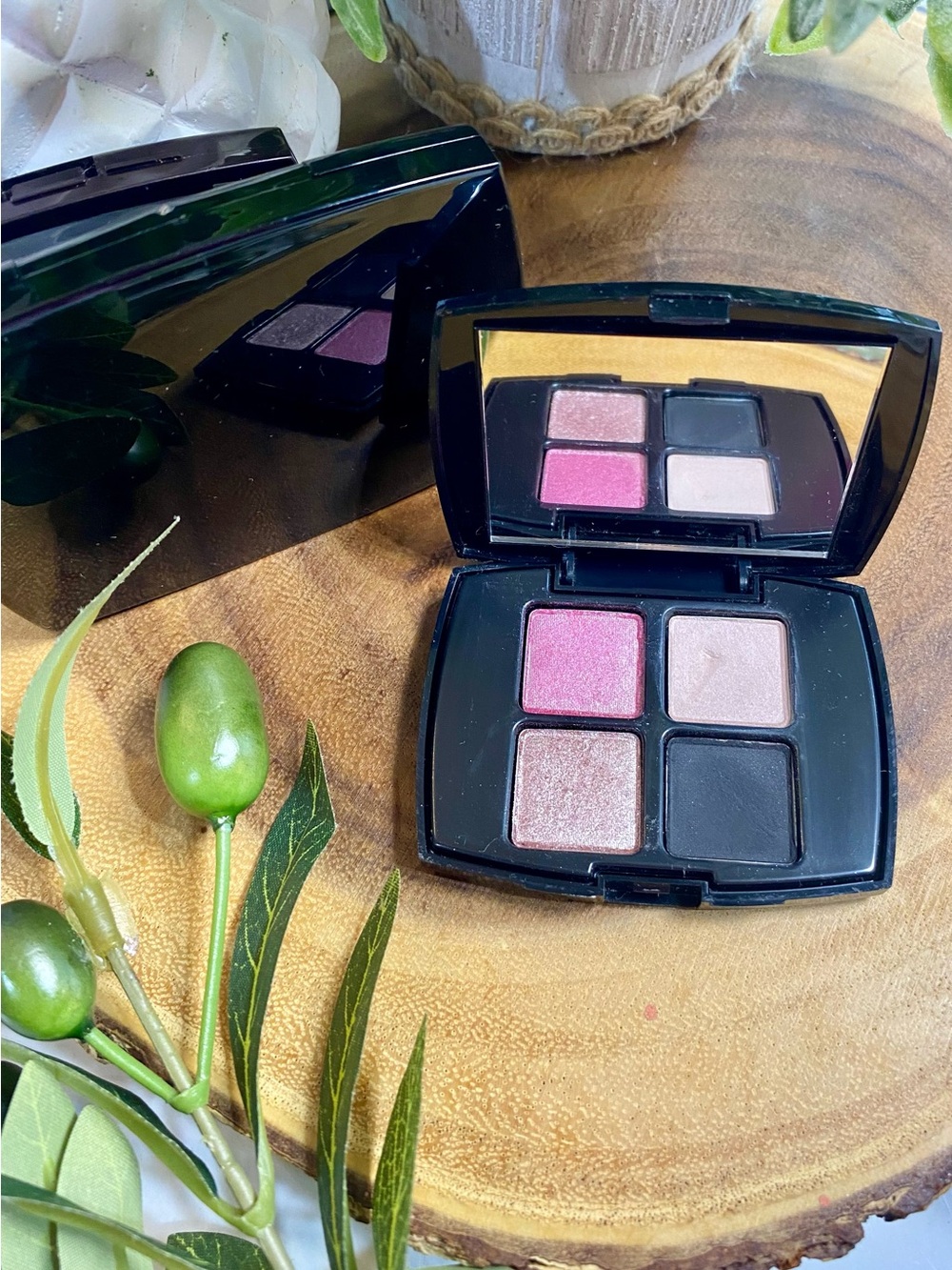 Lancôme 4-Color Eyeshadow Quad — Pink Pearls, Makeover, It List & Pink Zinc